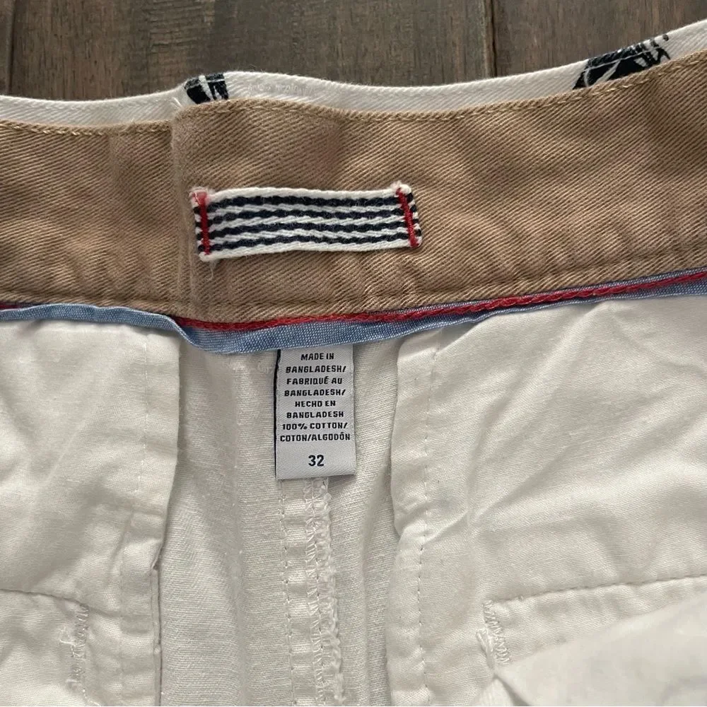 IZOD Saltwater White & Blue Nautical Preppy Sailboat Chino Shorts 32 x 10.5